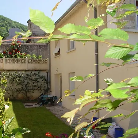 La Charmille Bed & Breakfast